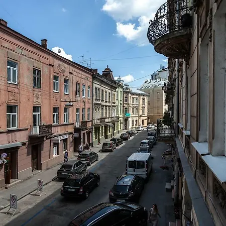 Lux In The Center Apartman *